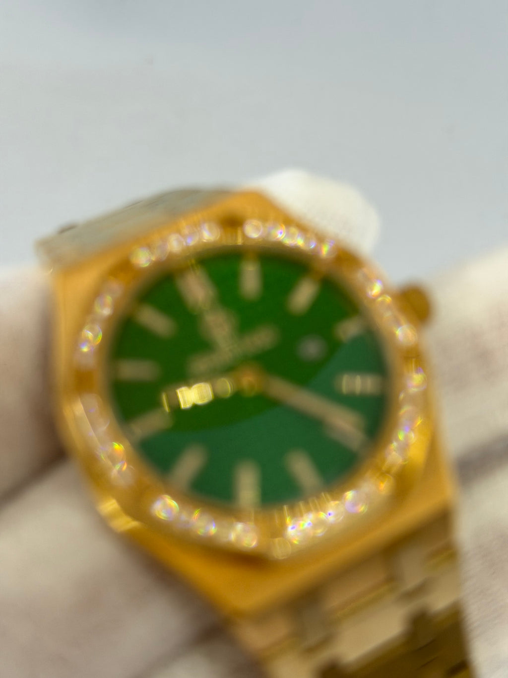 Royal Sharp Lady Or Emeraude