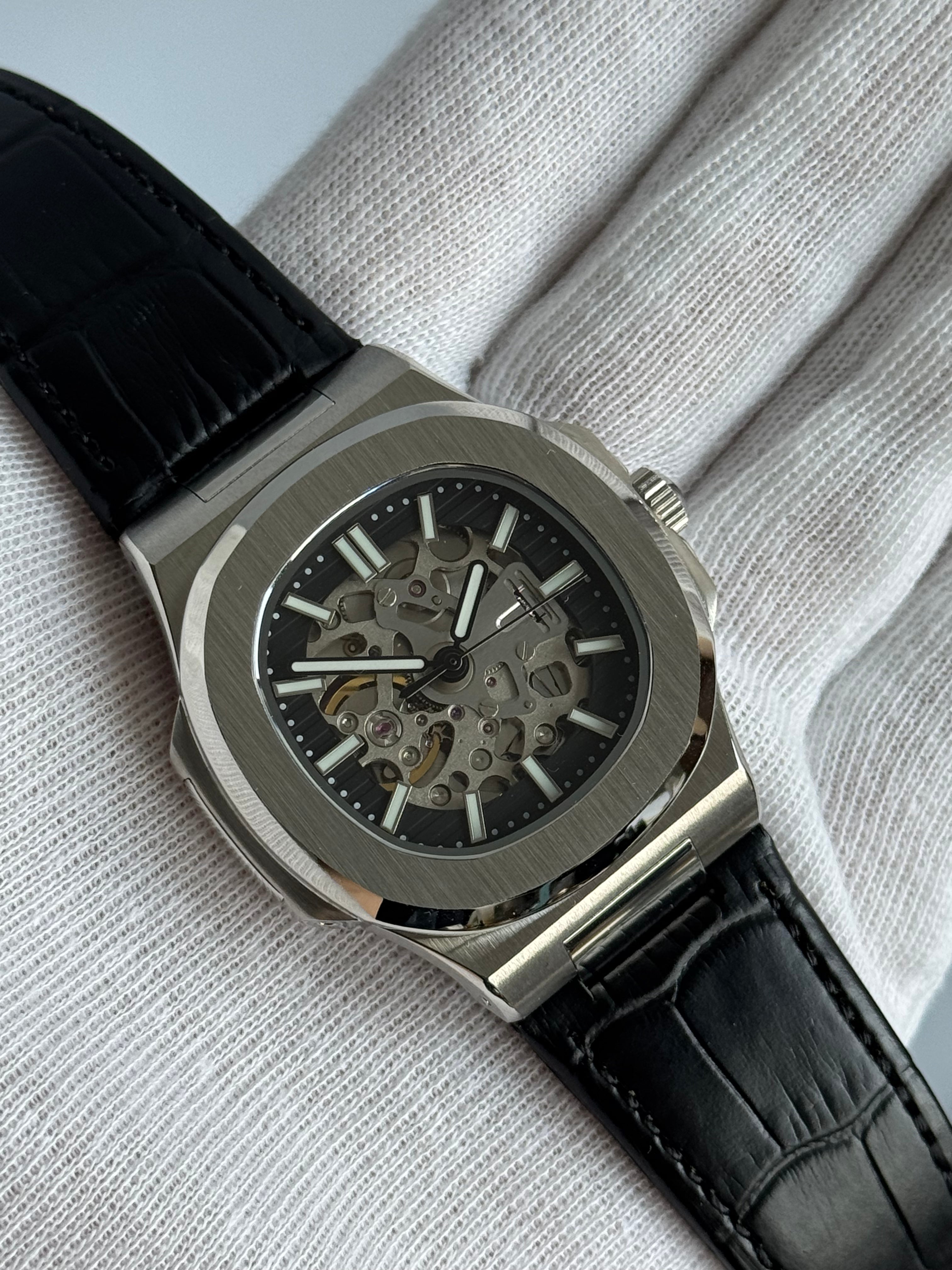 SharTilus Squelette Noire