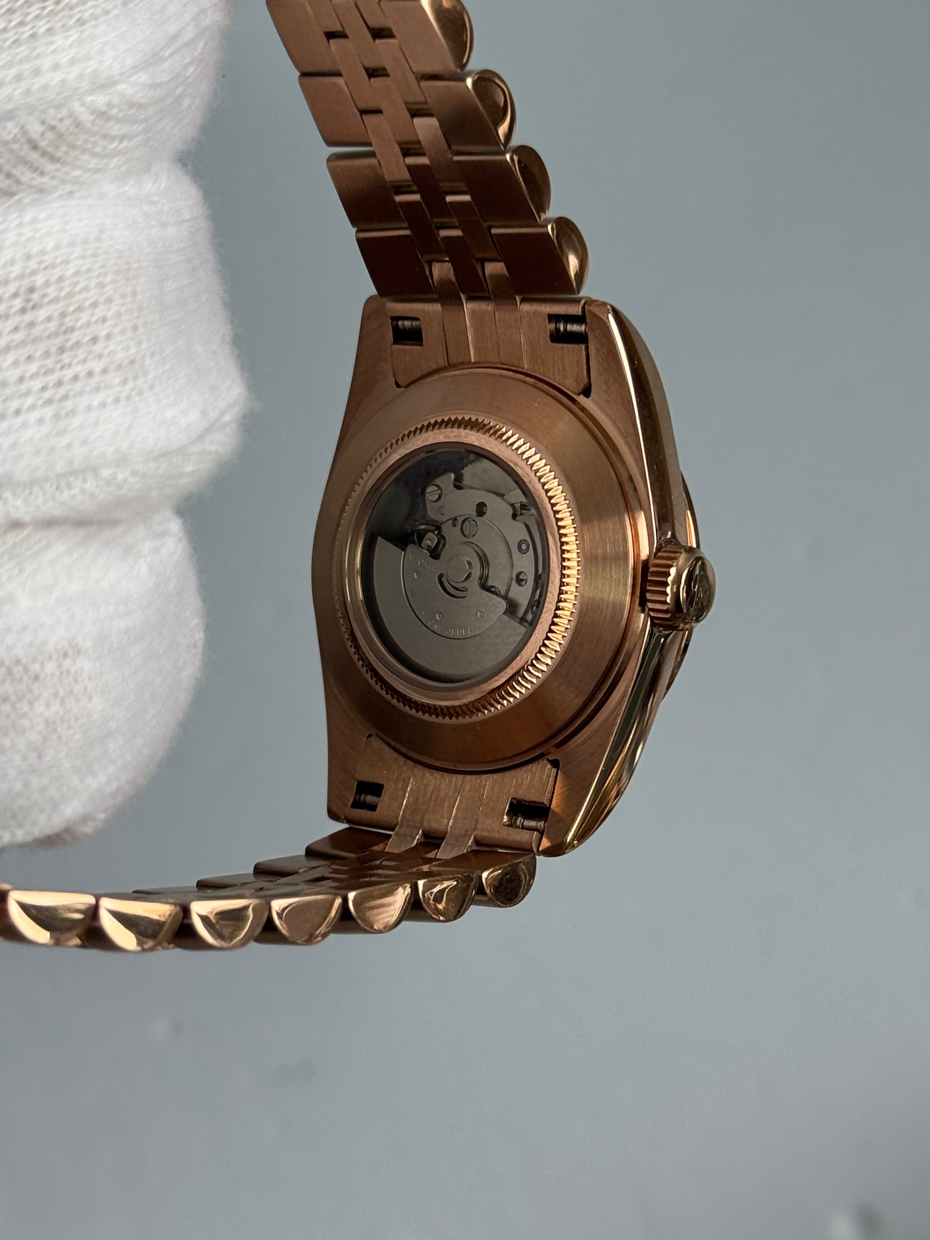 SharpJust Chocolat Ornée Diamants