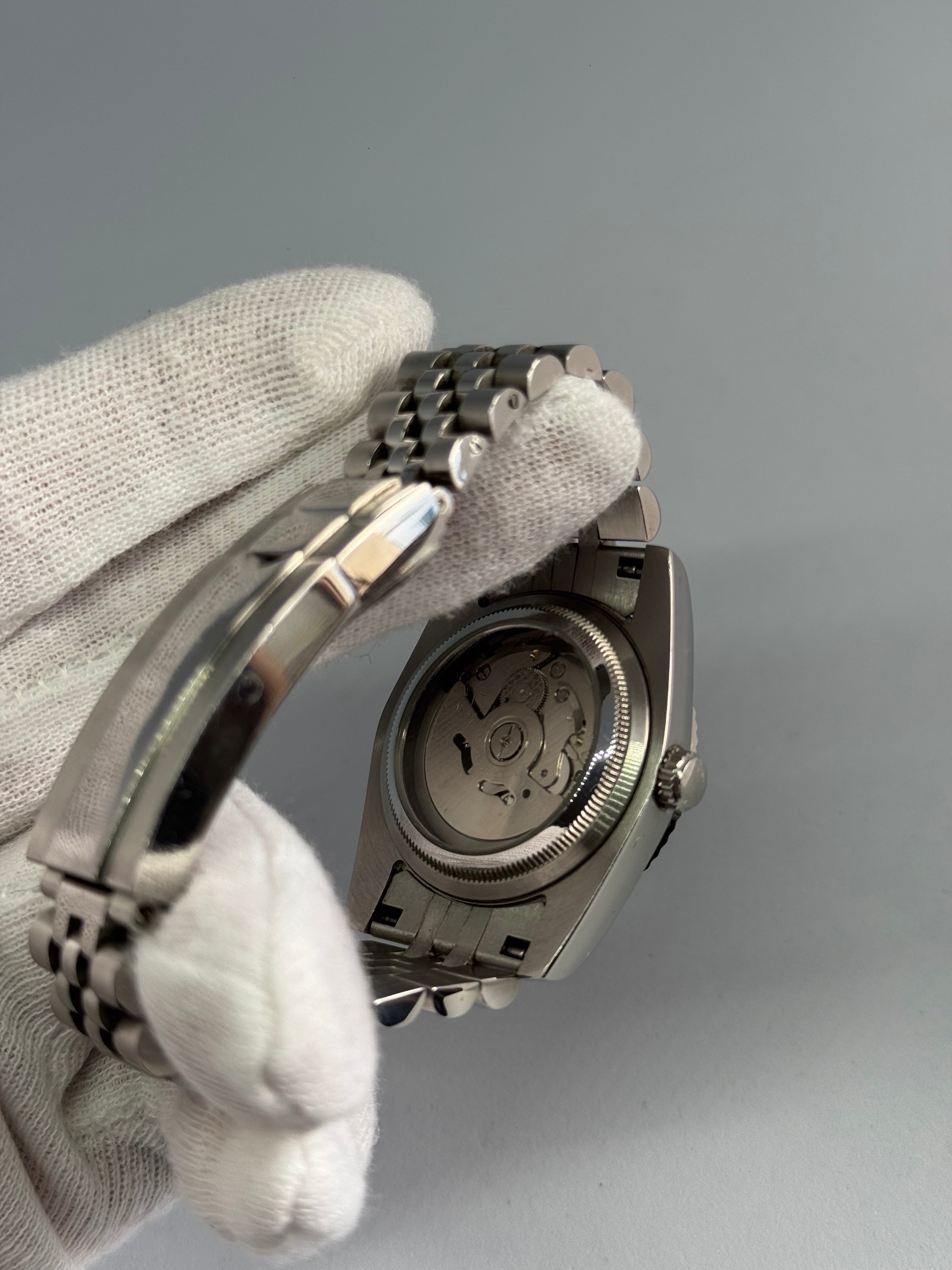 SharpJust Arabic Dial Blanche