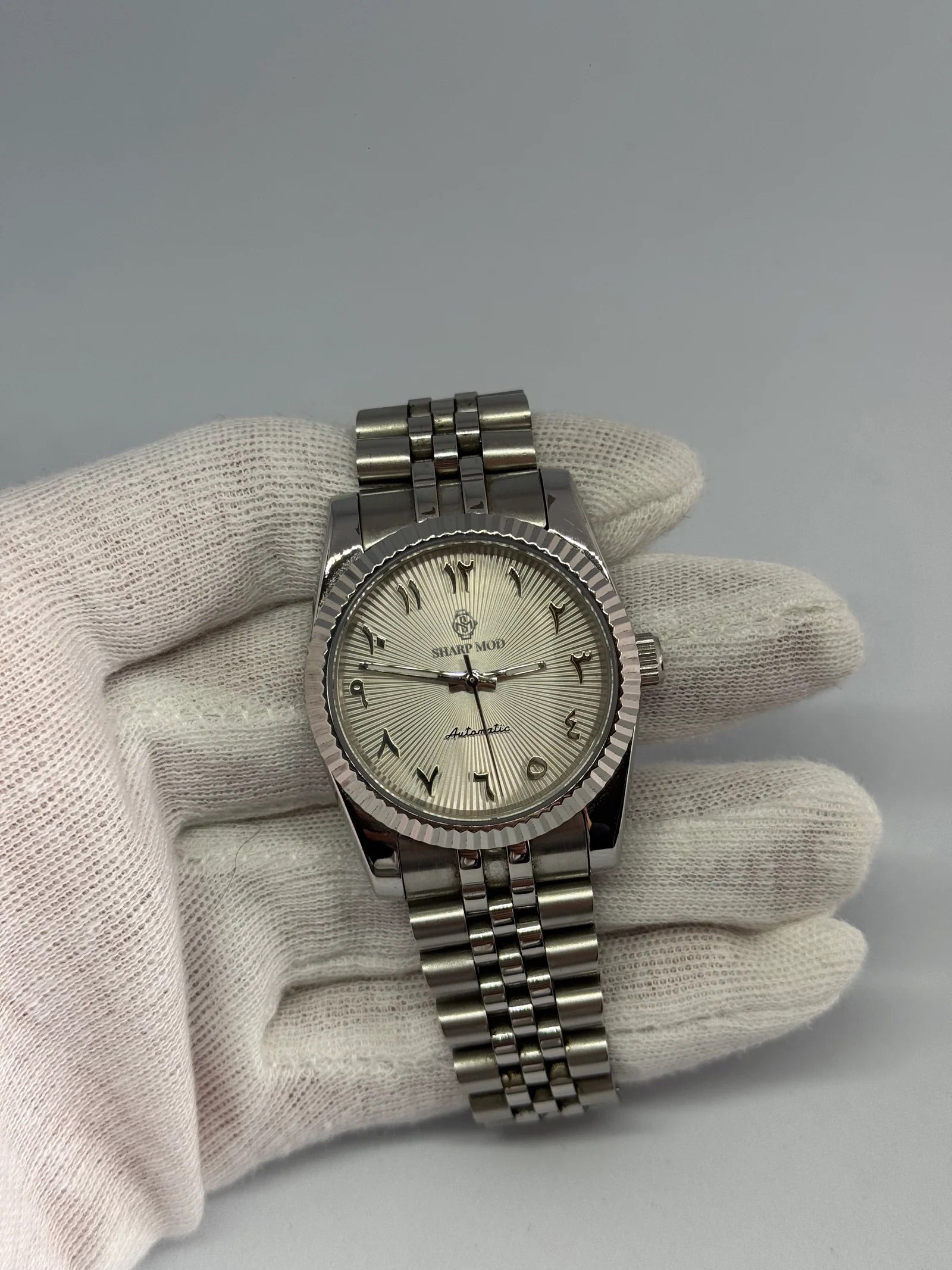 SharpJust Arabic Dial Blanche